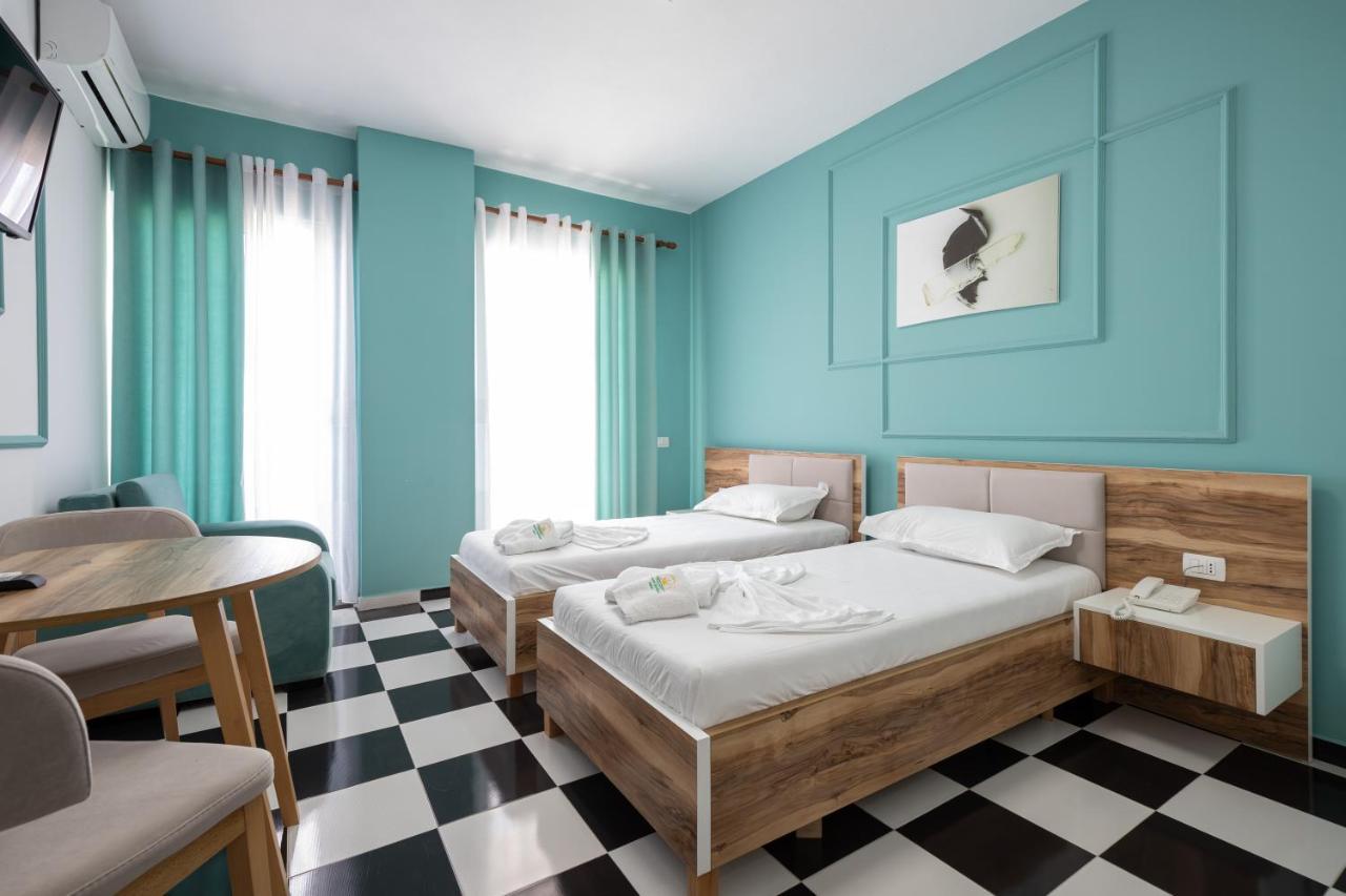 Compas Boutique Hotel Golem  Exteriör bild