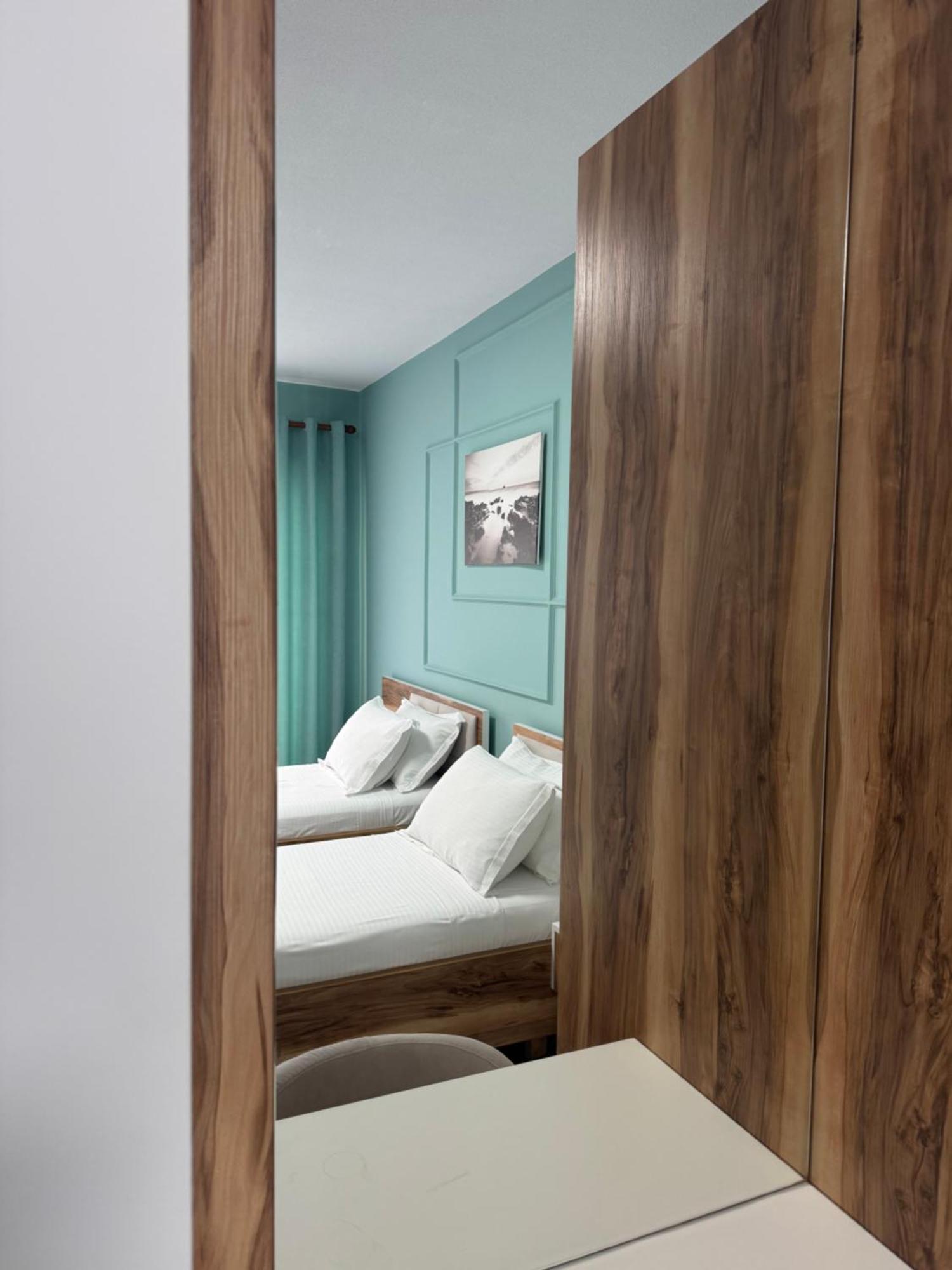 Compas Boutique Hotel Golem  Exteriör bild